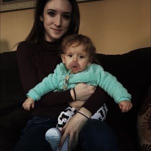 Meet your Posher, Danielle